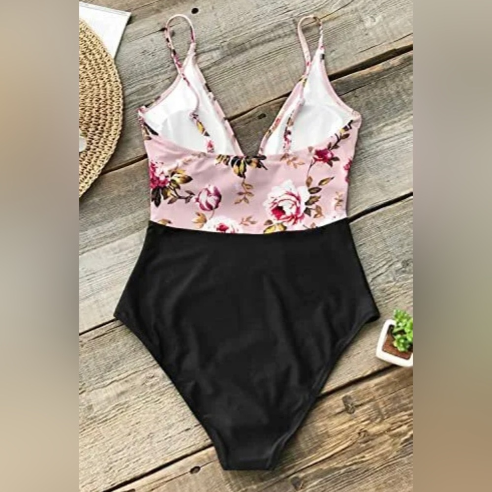 Cupshe Pink Blossom Floral V Neck High Leg One Piece Swimsuit - Picture 2 of 6